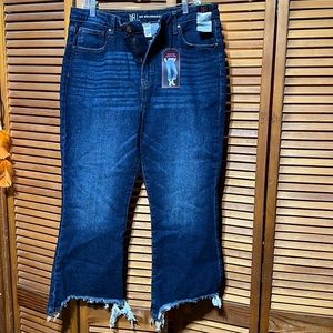 No boundaries high rise crop flare jeans